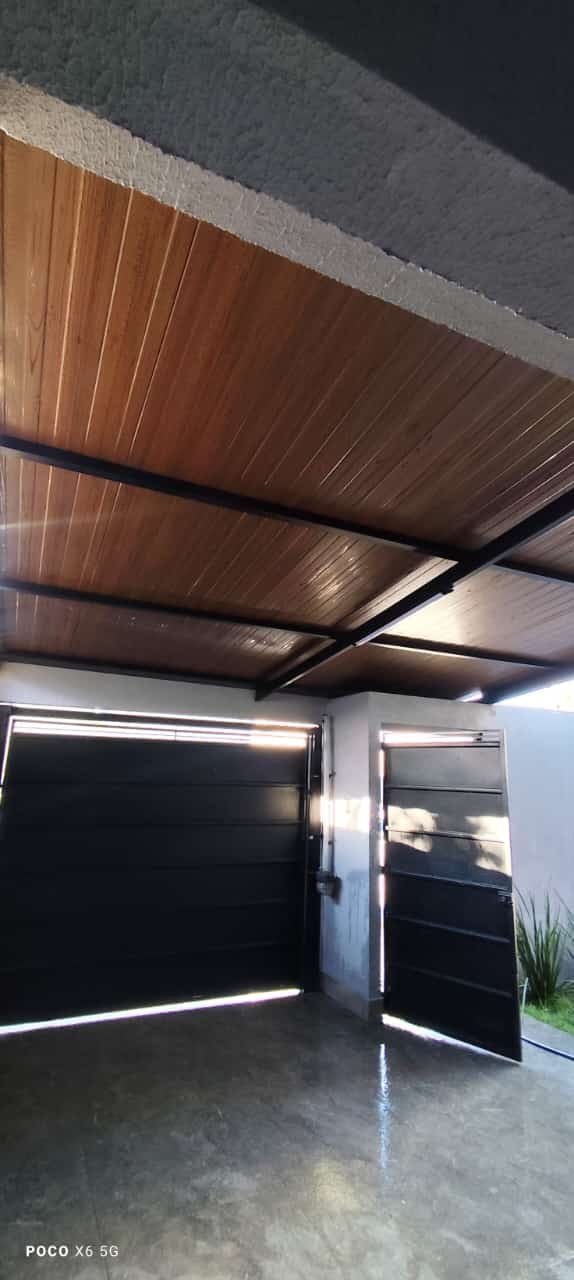 Cobertura Sanduíche Residencial